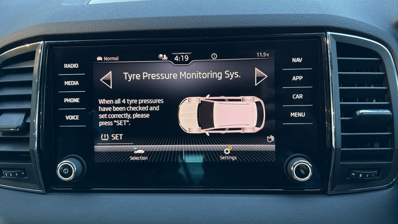 Skoda Karoq 1.5 TSI SE L 5dr DSG Petrol Estate